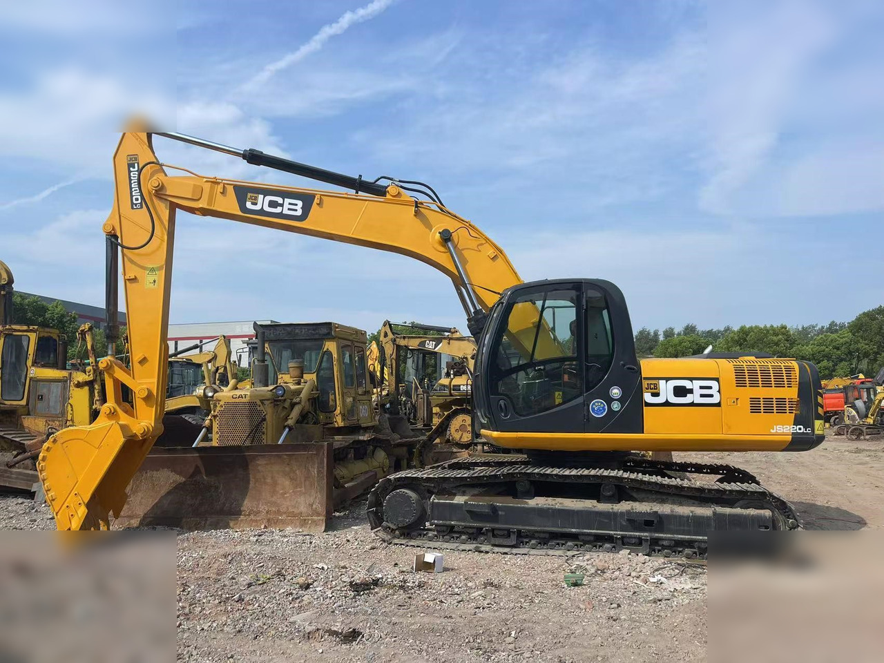 JCB JS220 LC - حفارات زحافة: صور 1 JCB JS220 LC - حفارات زحافة: صور 1