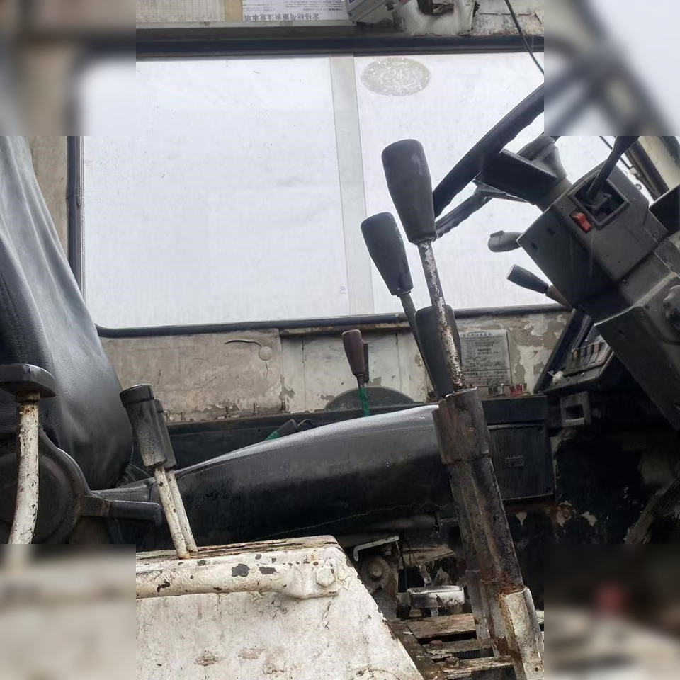 KATO SS500 - رافعة الطرق الوعرة: صور 5 KATO SS500 - رافعة الطرق الوعرة: صور 5