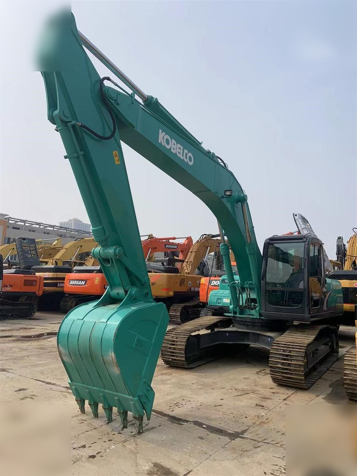 KOBELCO SK210 LC-8 - حفارات زحافة: صور 3 KOBELCO SK210 LC-8 - حفارات زحافة: صور 3