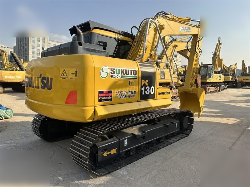 KOMATSU PC130-7 - حفارات زحافة: صور 2 KOMATSU PC130-7 - حفارات زحافة: صور 2