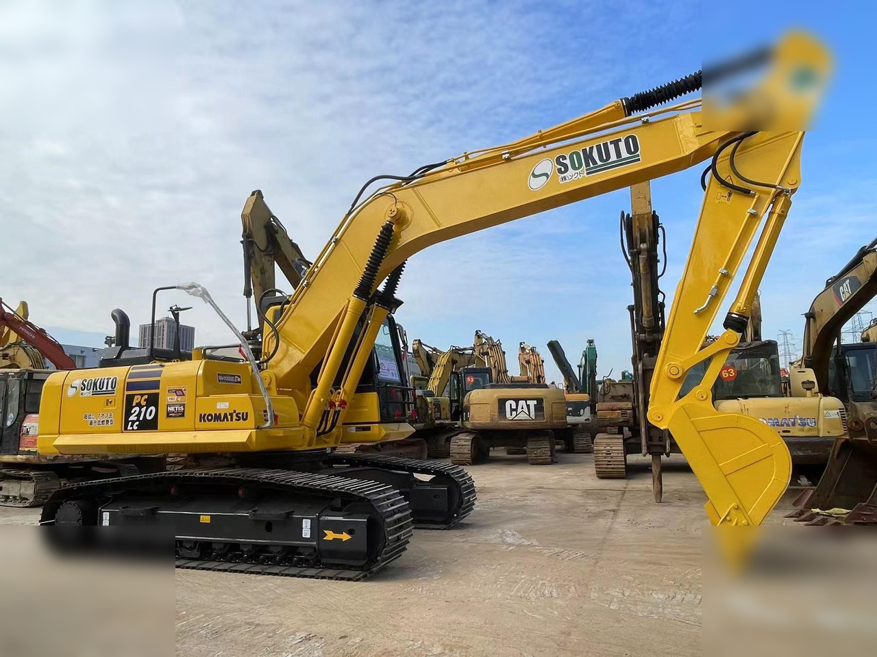 KOMATSU PC210 LC-8 - حفارات زحافة: صور 2 KOMATSU PC210 LC-8 - حفارات زحافة: صور 2