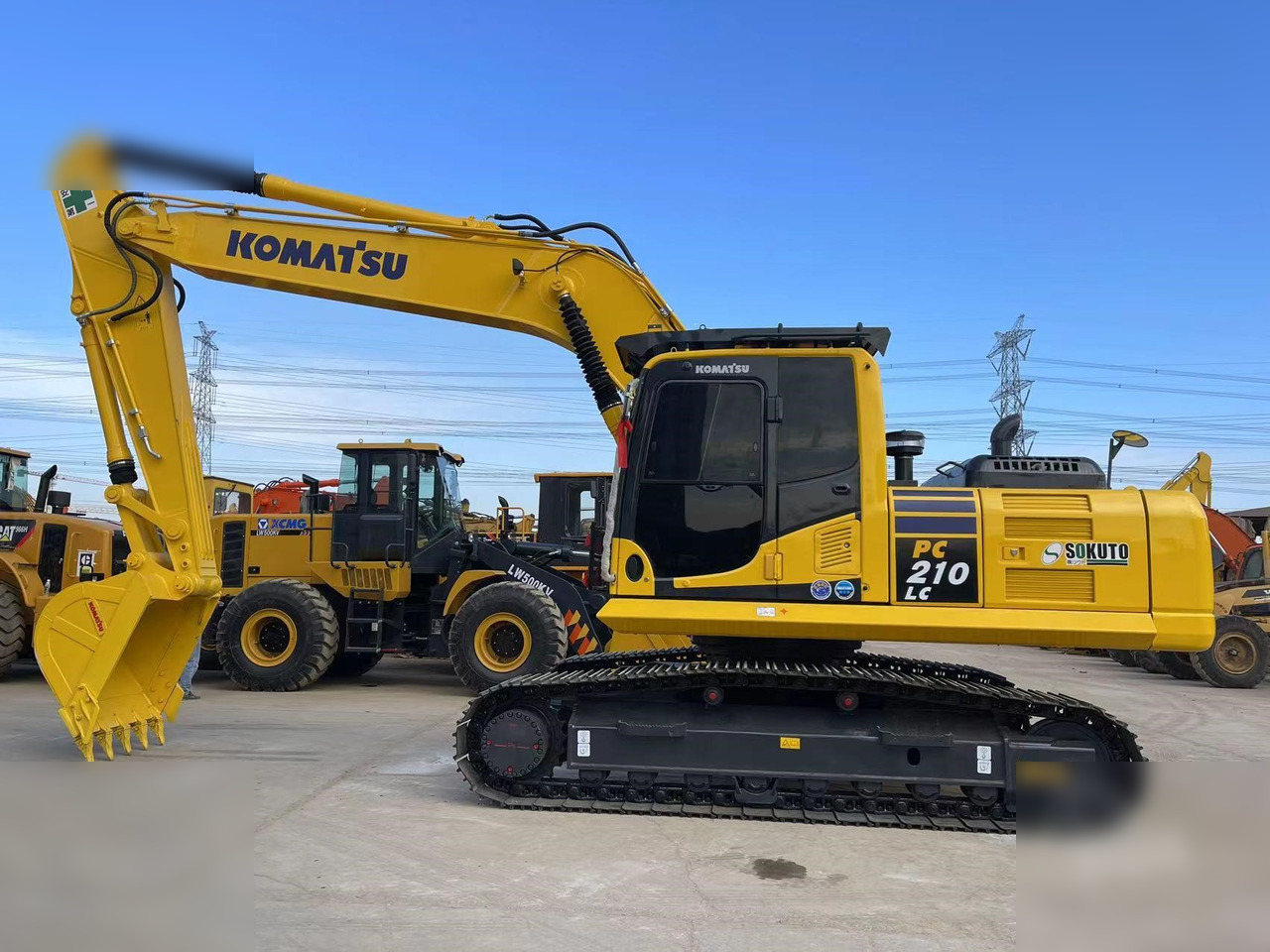 KOMATSU PC210 LC-8 - حفارات زحافة: صور 4 KOMATSU PC210 LC-8 - حفارات زحافة: صور 4