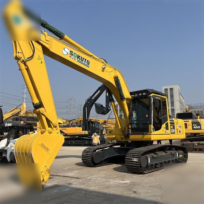 KOMATSU PC220-8 - حفارات زحافة: صور 3 KOMATSU PC220-8 - حفارات زحافة: صور 3