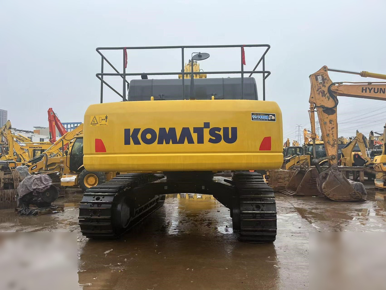KOMATSU PC450 LC-8 - حفارات زحافة: صور 3 KOMATSU PC450 LC-8 - حفارات زحافة: صور 3