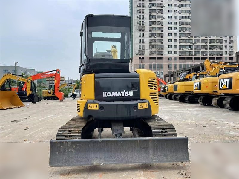 KOMATSU PC55MR-2 - حفارة مصغرة: صور 4 KOMATSU PC55MR-2 - حفارة مصغرة: صور 4