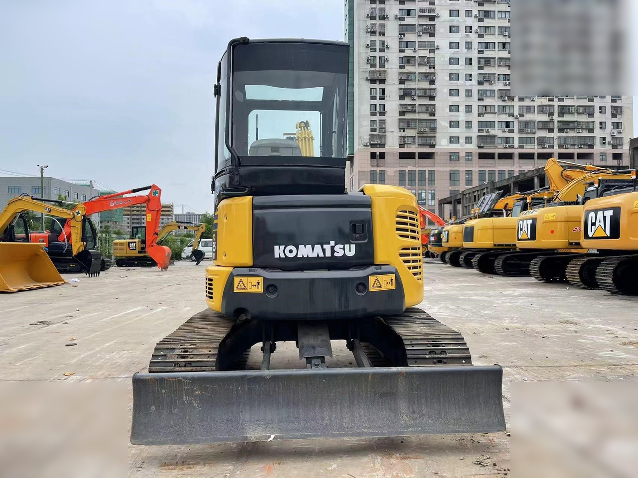 KOMATSU PC55MR-2 - حفارة مصغرة: صور 4 KOMATSU PC55MR-2 - حفارة مصغرة: صور 4