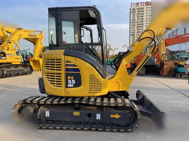 KOMATSU PC55MR-2 - حفارة مصغرة: صور 4 KOMATSU PC55MR-2 - حفارة مصغرة: صور 4