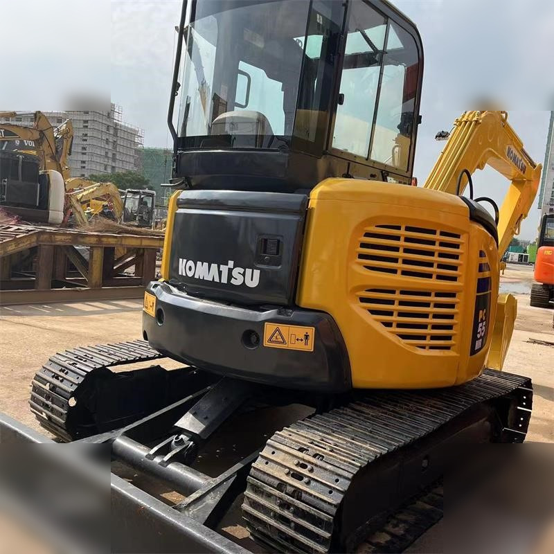 KOMATSU PC55MR-2 - حفارة مصغرة: صور 5 KOMATSU PC55MR-2 - حفارة مصغرة: صور 5