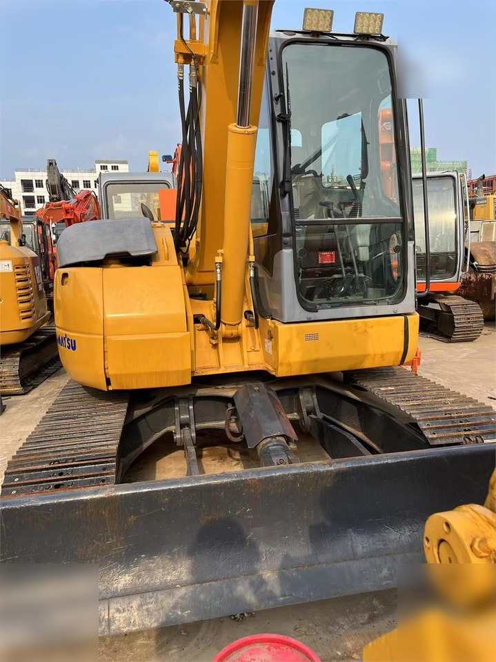 KOMATSU PC78US-6N0 - حفارات زحافة: صور 4 KOMATSU PC78US-6N0 - حفارات زحافة: صور 4
