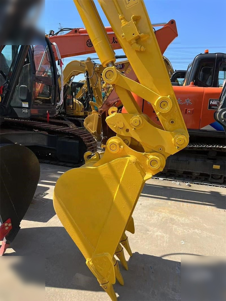 KOMATSU PC78US-6 - حفارات زحافة: صور 5 KOMATSU PC78US-6 - حفارات زحافة: صور 5