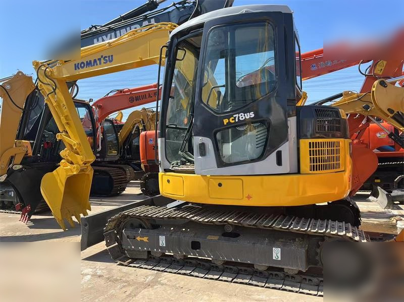 KOMATSU PC78US-6 - حفارات زحافة: صور 2 KOMATSU PC78US-6 - حفارات زحافة: صور 2