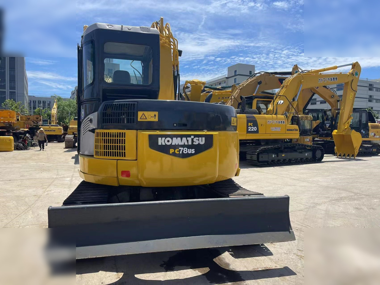 KOMATSU PC78US-6 - حفارات زحافة: صور 3 KOMATSU PC78US-6 - حفارات زحافة: صور 3