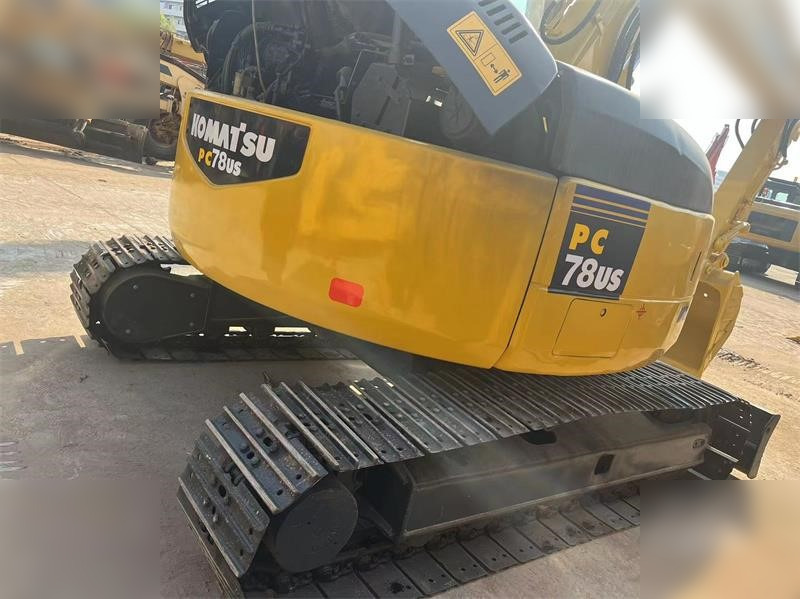 KOMATSU PC78US-6 - حفارات زحافة: صور 5 KOMATSU PC78US-6 - حفارات زحافة: صور 5