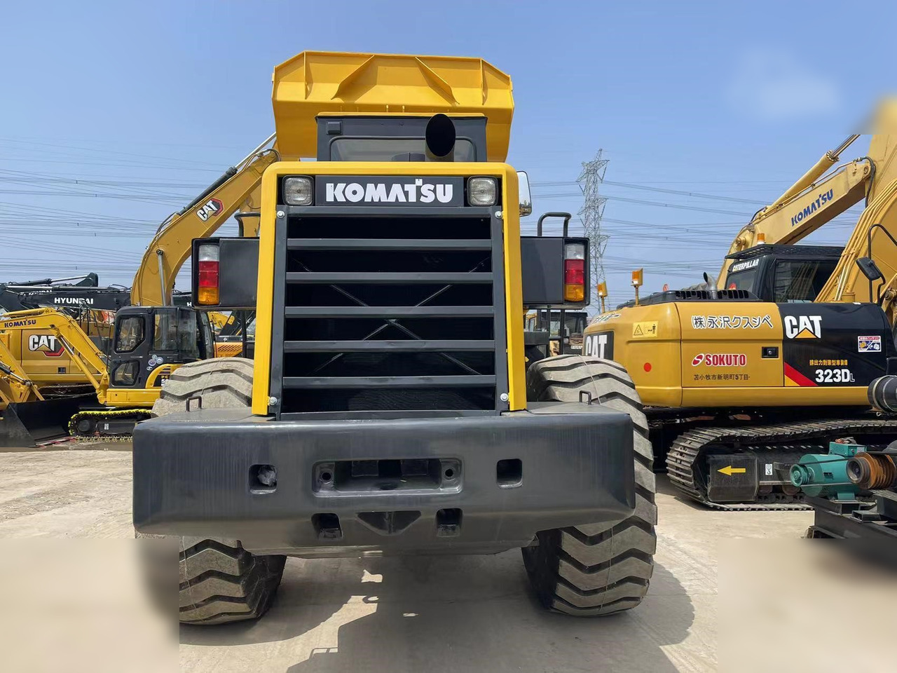 KOMATSU WA380-3 - اللودر بعجل: صور 3 KOMATSU WA380-3 - اللودر بعجل: صور 3