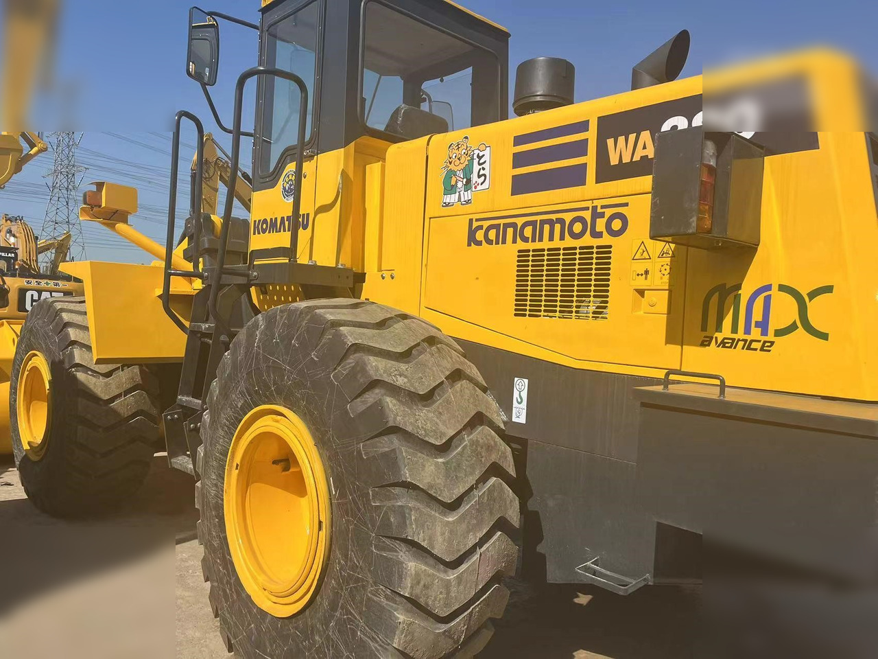 KOMATSU WA380-3 - اللودر بعجل: صور 5 KOMATSU WA380-3 - اللودر بعجل: صور 5