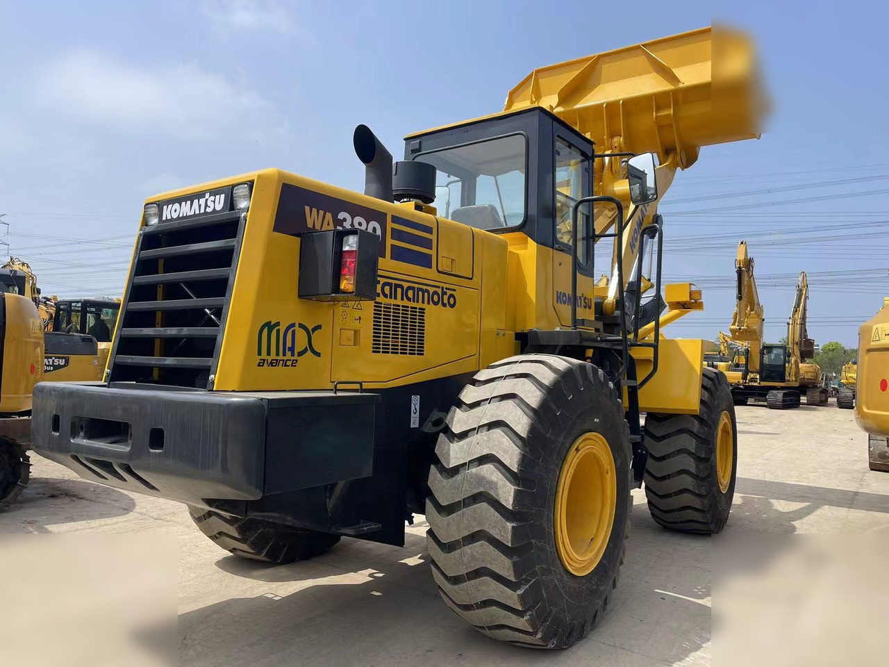 KOMATSU WA380-3 - اللودر بعجل: صور 2 KOMATSU WA380-3 - اللودر بعجل: صور 2