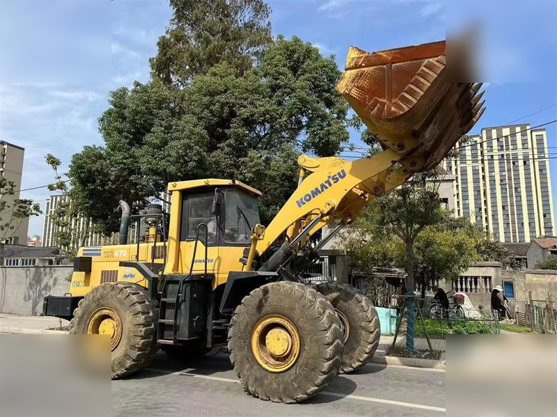 KOMATSU WA470-3 - اللودر بعجل: صور 2 KOMATSU WA470-3 - اللودر بعجل: صور 2