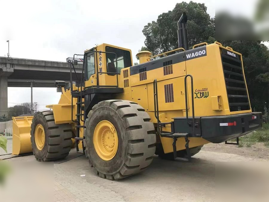 KOMATSU WA600-3 - اللودر بعجل: صور 5 KOMATSU WA600-3 - اللودر بعجل: صور 5