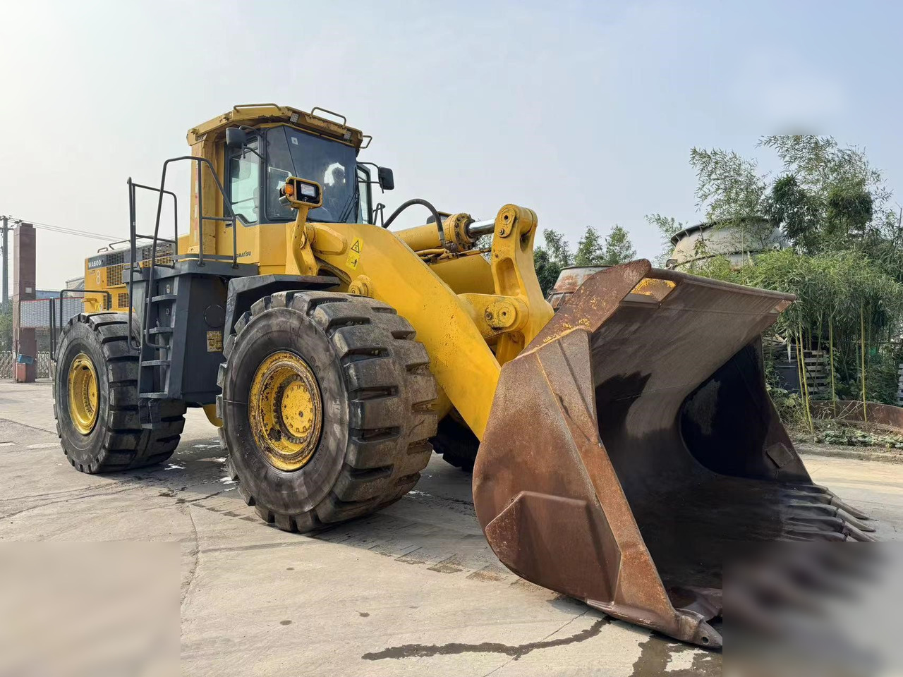 KOMATSU WA600-3 - اللودر بعجل: صور 5 KOMATSU WA600-3 - اللودر بعجل: صور 5