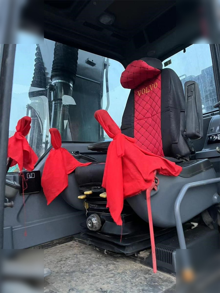 VOLVO EC140DL - حفارات زحافة: صور 4 VOLVO EC140DL - حفارات زحافة: صور 4