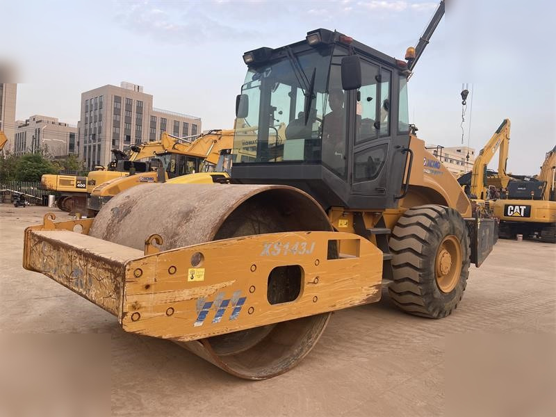 XCMG XS143J - مدحلة: صور 2 XCMG XS143J - مدحلة: صور 2