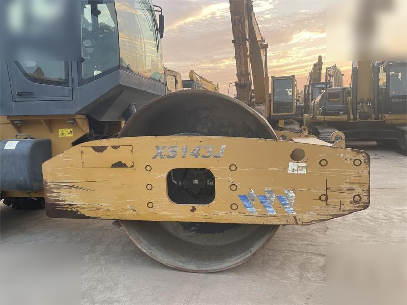 XCMG XS143J - مدحلة: صور 3 XCMG XS143J - مدحلة: صور 3