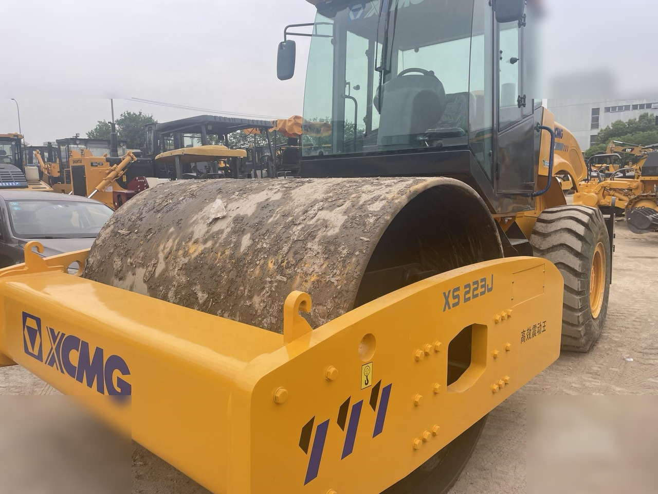 XCMG XS223J - مدحلة: صور 1 XCMG XS223J - مدحلة: صور 1