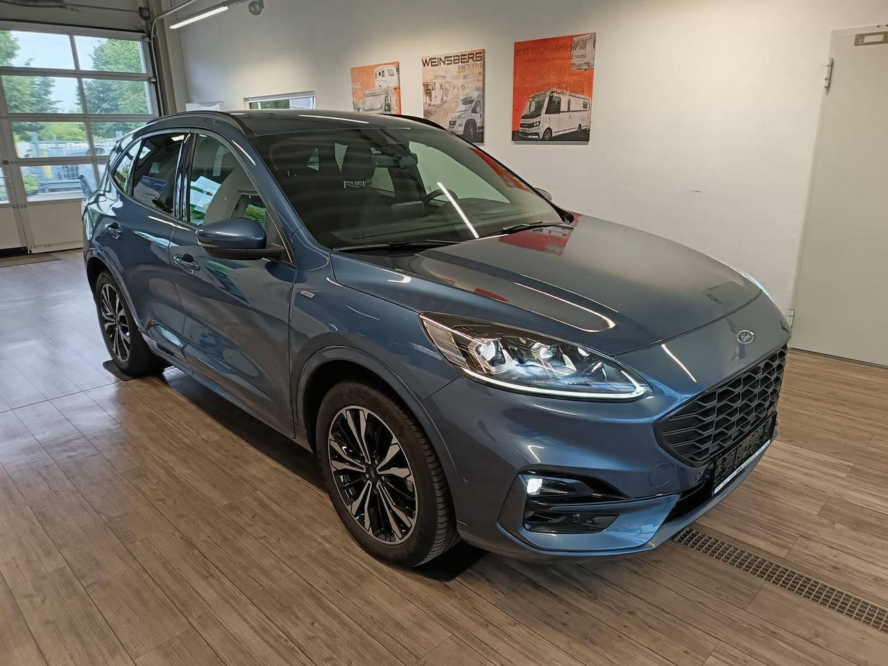 Ford Kuga ST-Line X 2,0 TDCi 4x4*AHK*NAVI*ACC*HEAD UP - سيارة دفع رباعي: صور 3 Ford Kuga ST-Line X 2,0 TDCi 4x4*AHK*NAVI*ACC*HEAD UP - سيارة دفع رباعي: صور 3