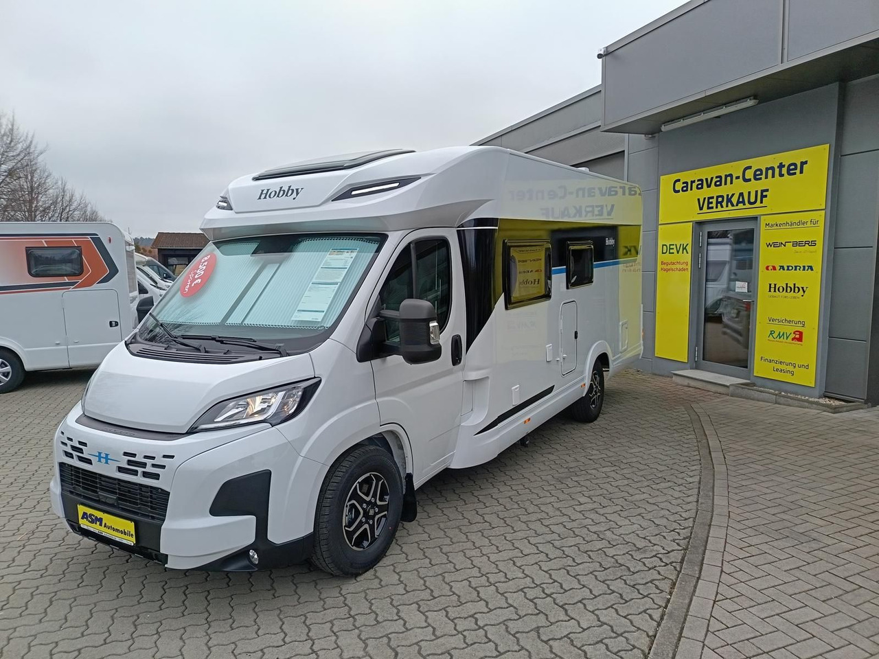 Hobby Ontour T 700 FH*180PS*CAMPERNET*LITHIUM*MARKISE* - موتر هوم شبه متكامل: صور 4 Hobby Ontour T 700 FH*180PS*CAMPERNET*LITHIUM*MARKISE* - موتر هوم شبه متكامل: صور 4