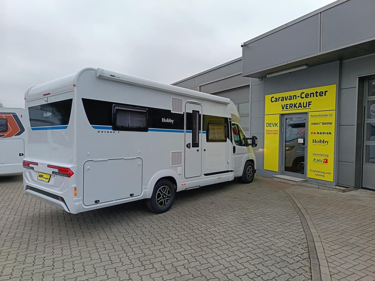 Hobby Ontour T 700 FH*180PS*CAMPERNET*LITHIUM*MARKISE* - موتر هوم شبه متكامل: صور 5 Hobby Ontour T 700 FH*180PS*CAMPERNET*LITHIUM*MARKISE* - موتر هوم شبه متكامل: صور 5