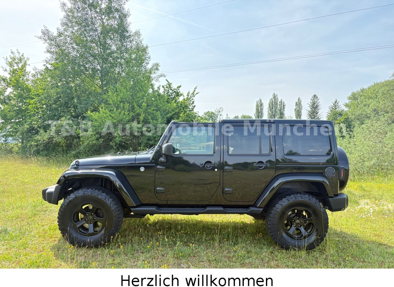 Jeep Wrangler*Unlimited*Sahara*Softtop*EchtHingucker* - سيارة دفع رباعي: صور 3 Jeep Wrangler*Unlimited*Sahara*Softtop*EchtHingucker* - سيارة دفع رباعي: صور 3