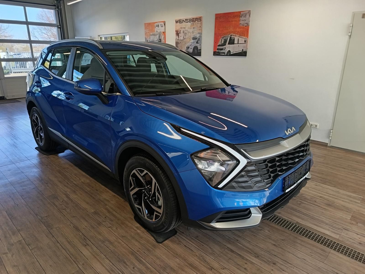 Kia Sportage 1.6 T-GDI DCT Vision*NAVI*LED*R-KAM*DAB - سيارة دفع رباعي: صور 3 Kia Sportage 1.6 T-GDI DCT Vision*NAVI*LED*R-KAM*DAB - سيارة دفع رباعي: صور 3
