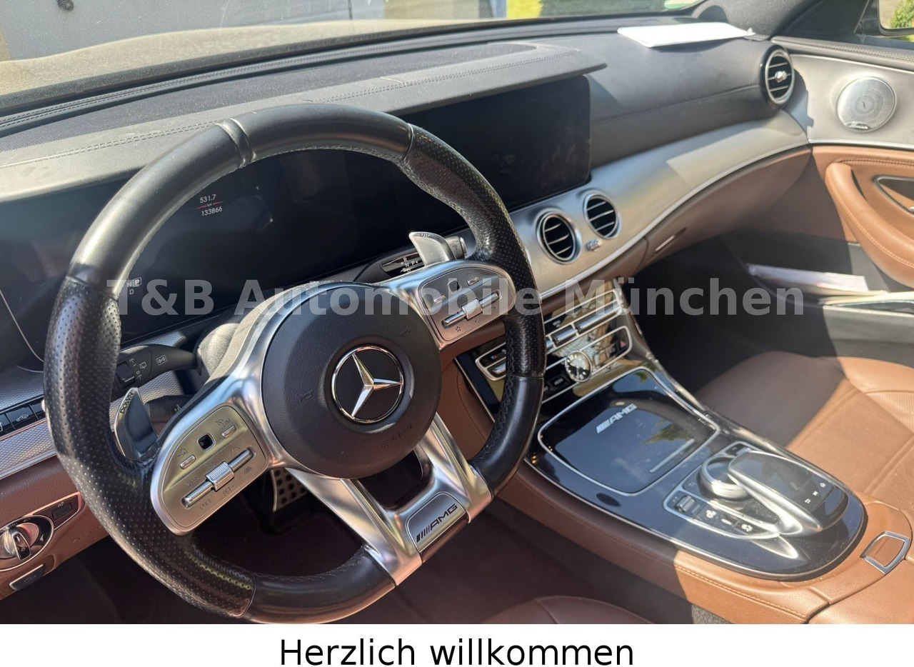 سيارة Mercedes-Benz E 63 S AMG*4Matic+*Panorama*MB-Garantie*Designo*: صور 8