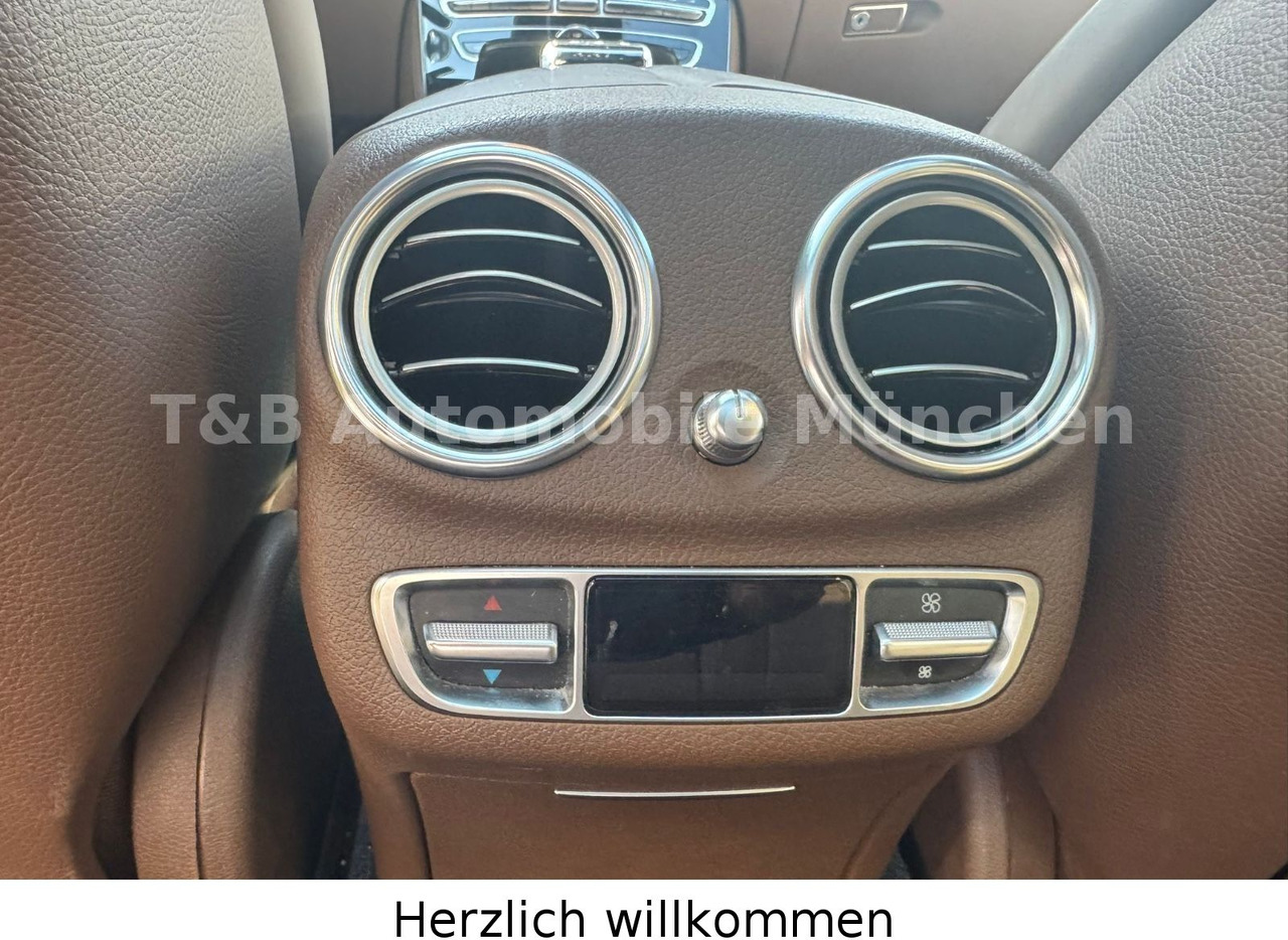 سيارة Mercedes-Benz E 63 S AMG*4Matic+*Panorama*MB-Garantie*Designo*: صور 15