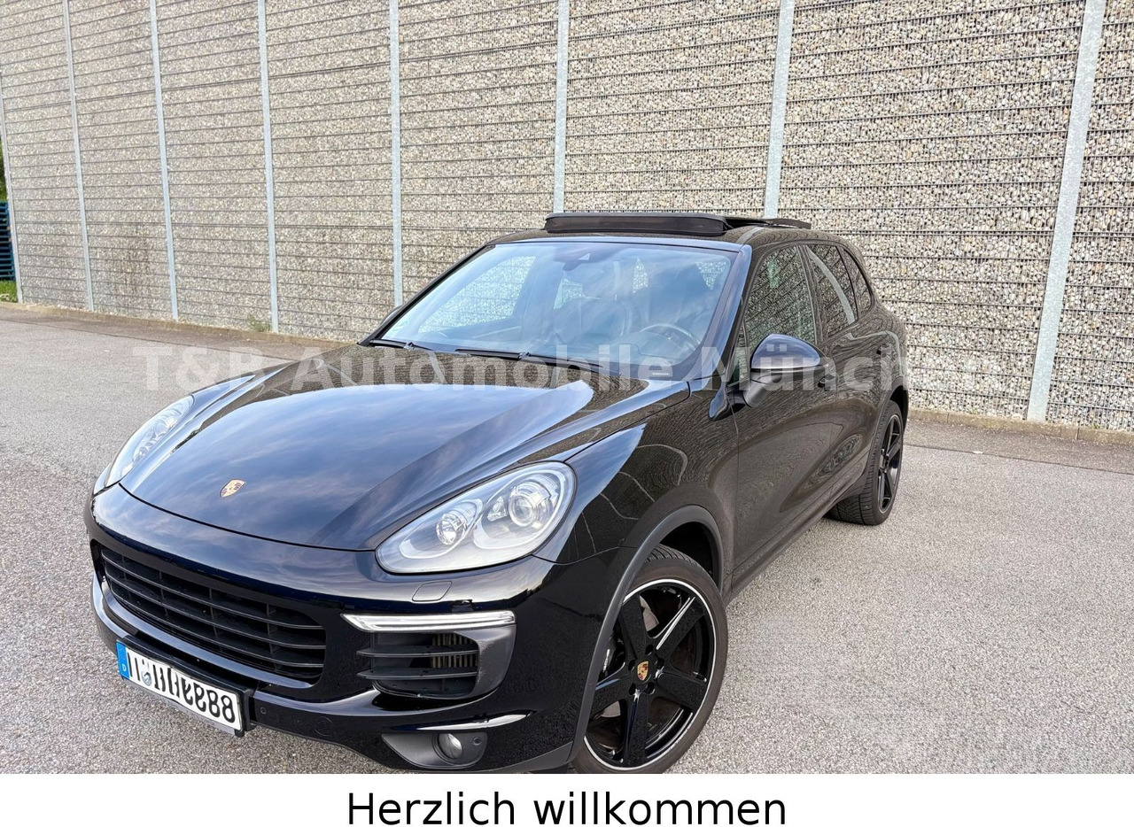 Porsche Cayenne Diesel*Panorama*BOSE*Kamera*PDLS*21Zoll* - سيارة دفع رباعي: صور 3 Porsche Cayenne Diesel*Panorama*BOSE*Kamera*PDLS*21Zoll* - سيارة دفع رباعي: صور 3