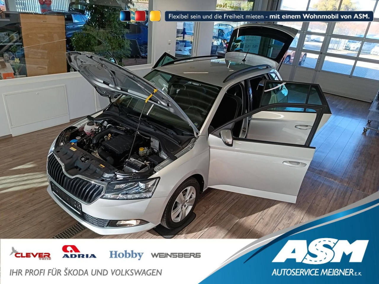 Skoda Fabia Combi Style 1.0 TSI*AHK*LED*R-KAM*PDC*SHZ* - سيارة ستيشن: صور 1 Skoda Fabia Combi Style 1.0 TSI*AHK*LED*R-KAM*PDC*SHZ* - سيارة ستيشن: صور 1