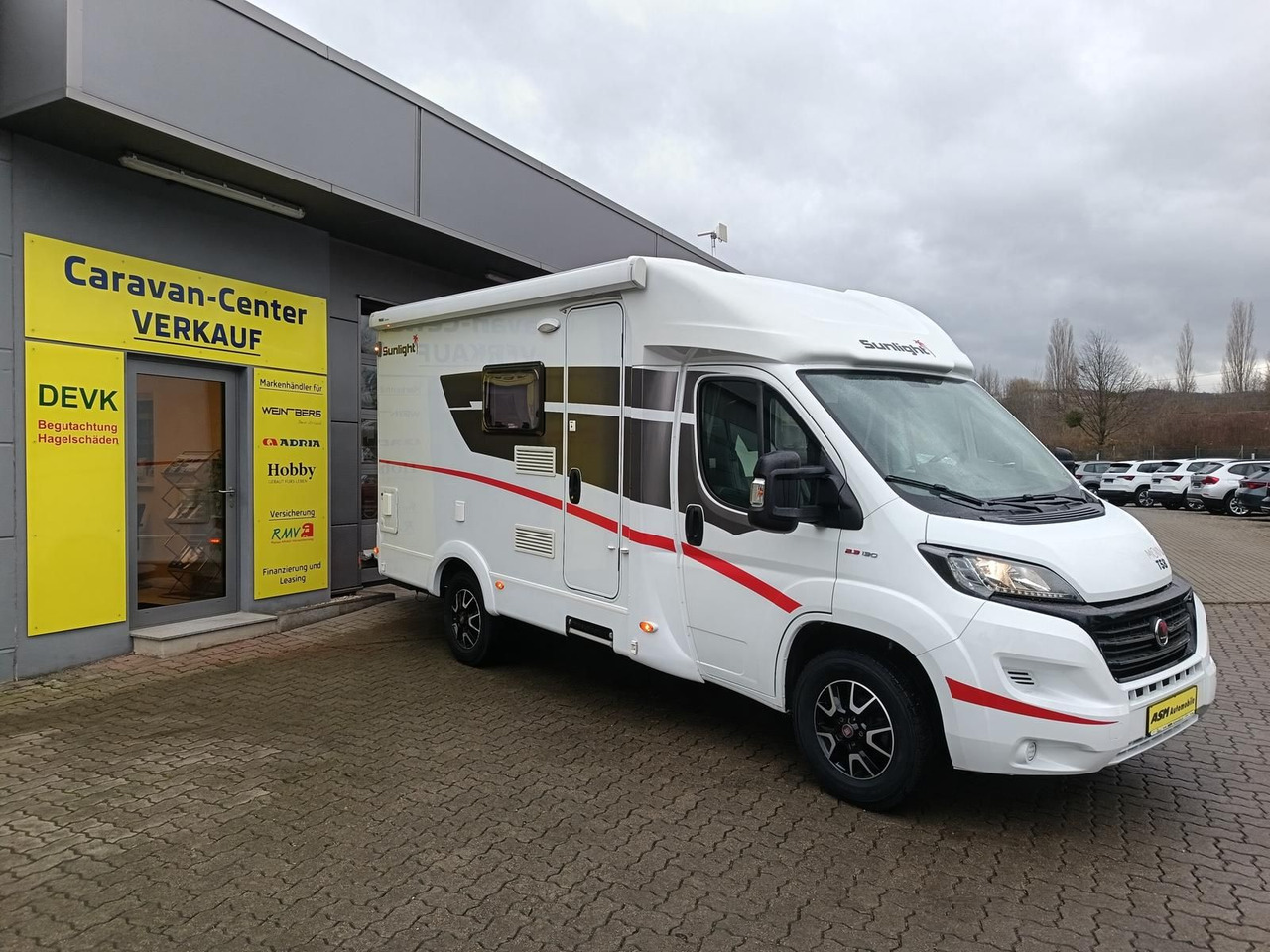 Sunlight T 58*MARKISE*SOLAR*SAT*TV*ROLLER TRÄGER - موتر هوم شبه متكامل: صور 2 Sunlight T 58*MARKISE*SOLAR*SAT*TV*ROLLER TRÄGER - موتر هوم شبه متكامل: صور 2