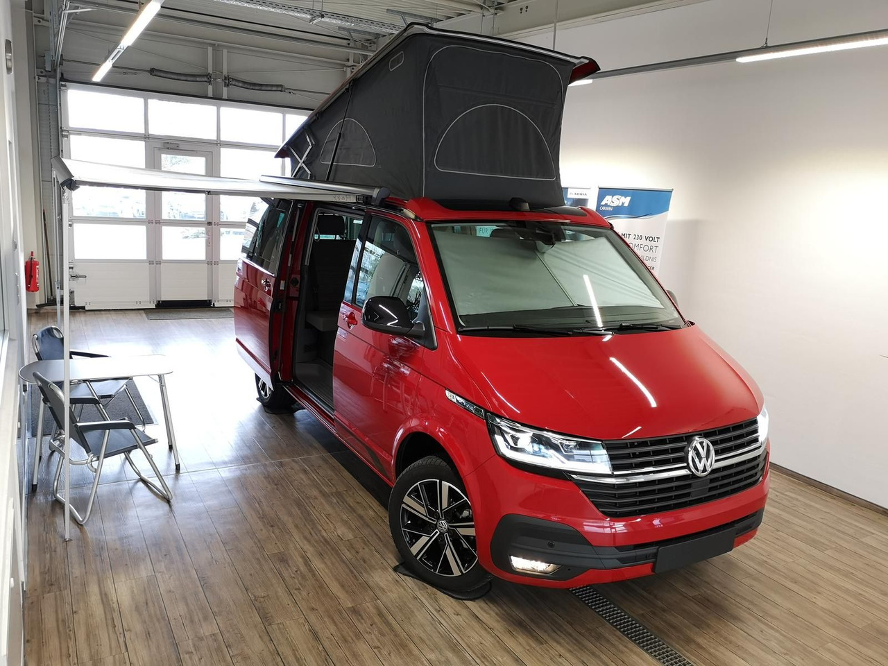 Volkswagen T6.1 California Coast DSG*SONDERZINSAKTION 3,99% - ميكروباص: صور 2 Volkswagen T6.1 California Coast DSG*SONDERZINSAKTION 3,99% - ميكروباص: صور 2