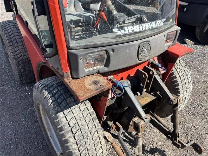 Carraro 3800 HST Superpark - جرارات البلدية: صور 5 Carraro 3800 HST Superpark - جرارات البلدية: صور 5