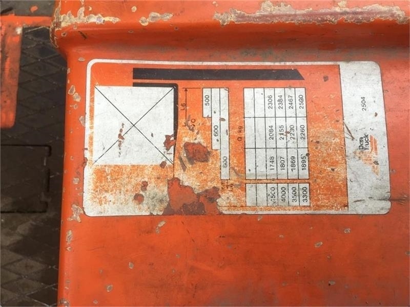 Dantruck 2504 dieseltruck  - رافعة شوكية ديزل: صور 4 Dantruck 2504 dieseltruck  - رافعة شوكية ديزل: صور 4