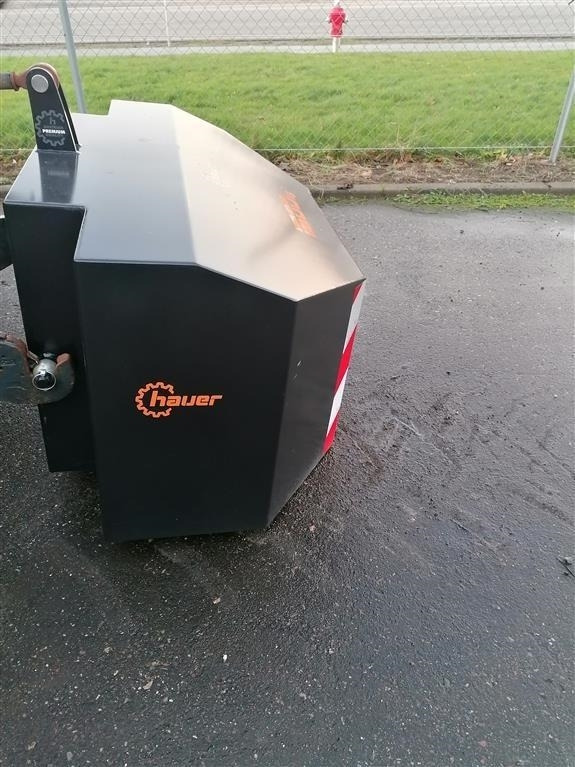 Hauer 1500 kg - ثقل موازن: صور 3 Hauer 1500 kg - ثقل موازن: صور 3