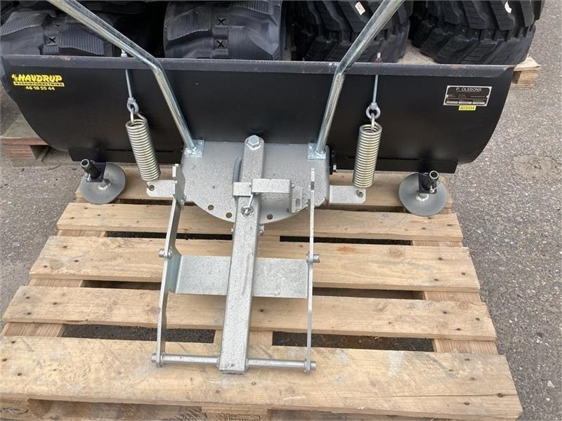 Husqvarna 125 B til R422 og P524 - كاسحة ثلوج - الآلات والماكينات الزراعية: صور 3 Husqvarna 125 B til R422 og P524 - كاسحة ثلوج - الآلات والماكينات الزراعية: صور 3