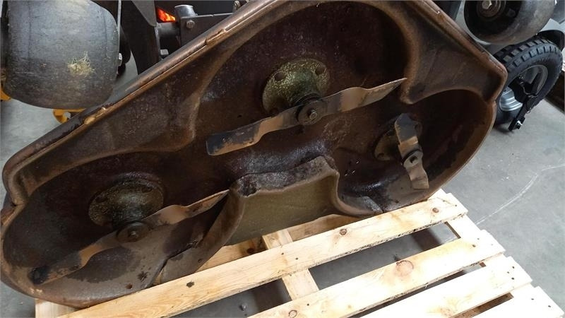 Husqvarna COMBI 112 300SERIE 9671885-01 - جزازة المروج: صور 4 Husqvarna COMBI 112 300SERIE 9671885-01 - جزازة المروج: صور 4