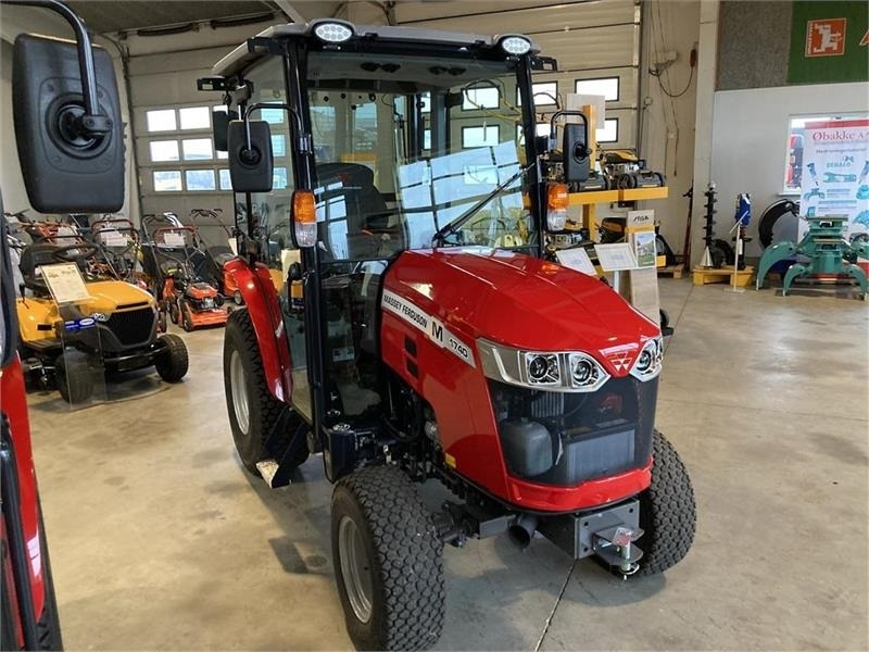 Massey Ferguson 1740 HC - جرارات البلدية: صور 2 Massey Ferguson 1740 HC - جرارات البلدية: صور 2