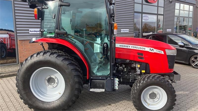 Massey Ferguson 1765 M HC - جرارات البلدية: صور 2 Massey Ferguson 1765 M HC - جرارات البلدية: صور 2