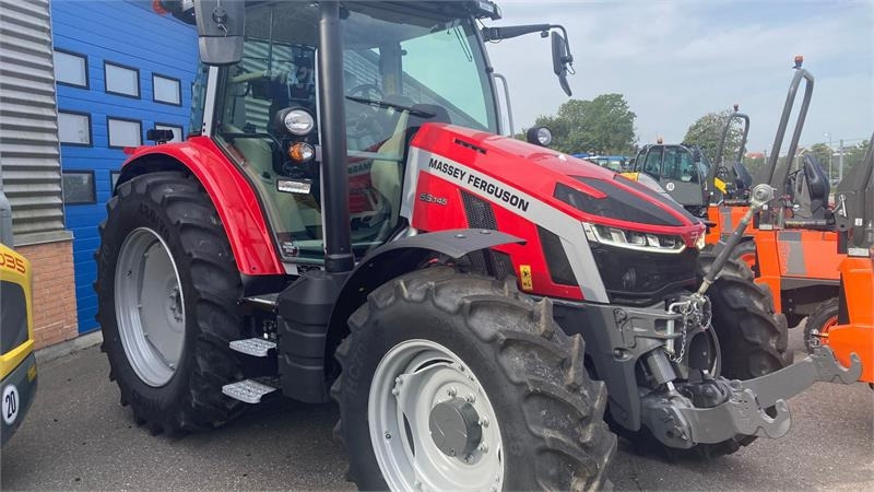 Massey Ferguson 5S.145 Exclusive Dyna-6 Exclusive - جرار: صور 1 Massey Ferguson 5S.145 Exclusive Dyna-6 Exclusive - جرار: صور 1