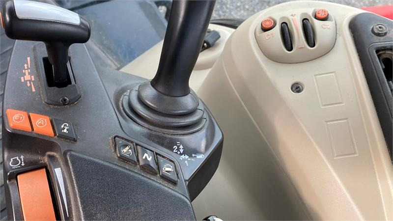 Massey Ferguson 7718S Dyna 6 Efficient inkl. FL4327 Frontlæsser  - جرار: صور 4 Massey Ferguson 7718S Dyna 6 Efficient inkl. FL4327 Frontlæsser  - جرار: صور 4