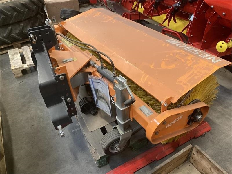 Nesbo FM 1500 P 1000H PTO - 3 pkt. 1 - مكنسة: صور 3 Nesbo FM 1500 P 1000H PTO - 3 pkt. 1 - مكنسة: صور 3