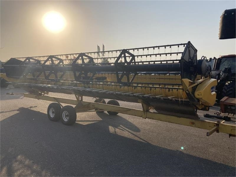 تأجير New Holland CR 980 New Holland CR 980: صور 8 تأجير New Holland CR 980 New Holland CR 980: صور 8