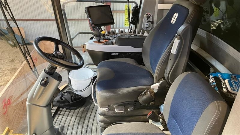 New Holland CX8.90 SLH - حصادة شاملة: صور 5 New Holland CX8.90 SLH - حصادة شاملة: صور 5